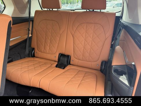 Used 2026 BMW X7 xDrive40i AWD/4WD image 18