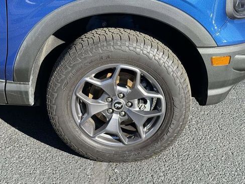 Used 2023 Ford Bronco Sport Badlands image 6