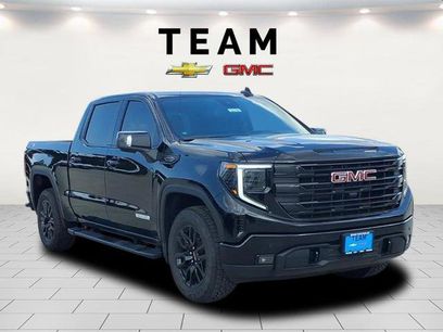 New 2026 GMC Sierra 1500 Elevation w/ Elevation Premium Package