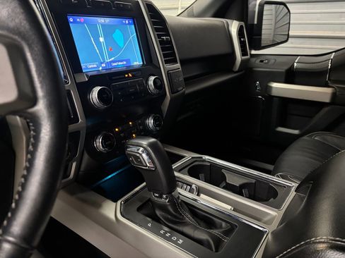 Used 2020 Ford F150 Lariat w/ Equipment Group 502A Luxury image 20