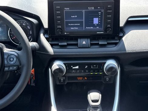 Used 2020 Toyota RAV4 LE w/ All Weather Liner Package AWD/4WD image 12
