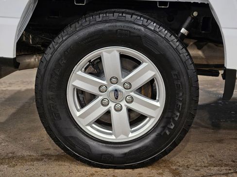 Used 2023 Ford F150 XLT w/ Trailer Tow Package image 17