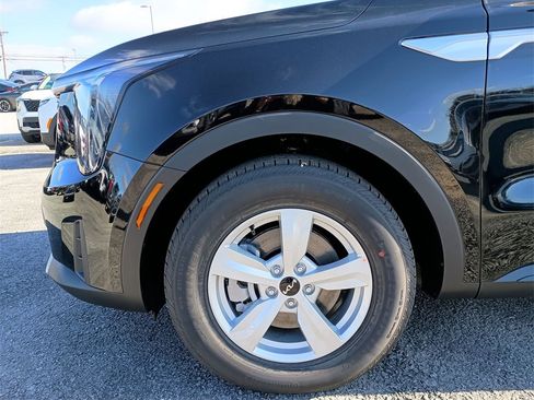 New 2026 Kia Sorento LX image 16