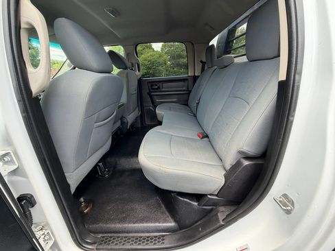 Used 2013 RAM 4500 Tradesman w/ Chrome Appearance Group AWD/4WD image 17