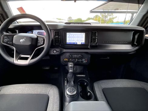 Used 2022 Ford Bronco 4-Door w/ Sasquatch Package AWD/4WD image 14
