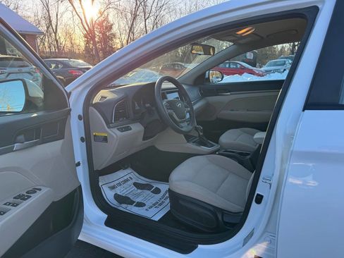 Used 2018 Hyundai Elantra SEL image 9