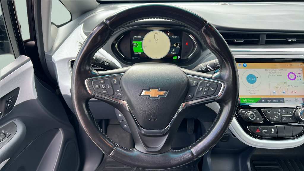 Used 2020 Chevrolet Bolt LT FWD image 15