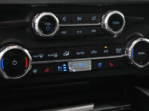 Used 2024 Ford F250 Limited AWD/4WD image 27