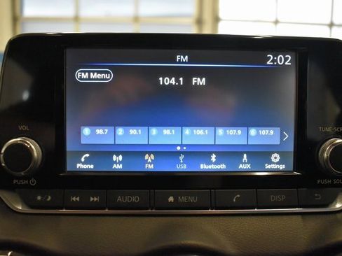 Used 2025 Nissan Sentra S image 28