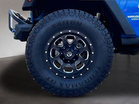 Used 2012 Jeep Wrangler Unlimited Sport image 9