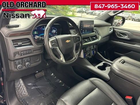 Used 2022 Chevrolet Suburban LT AWD/4WD image 17