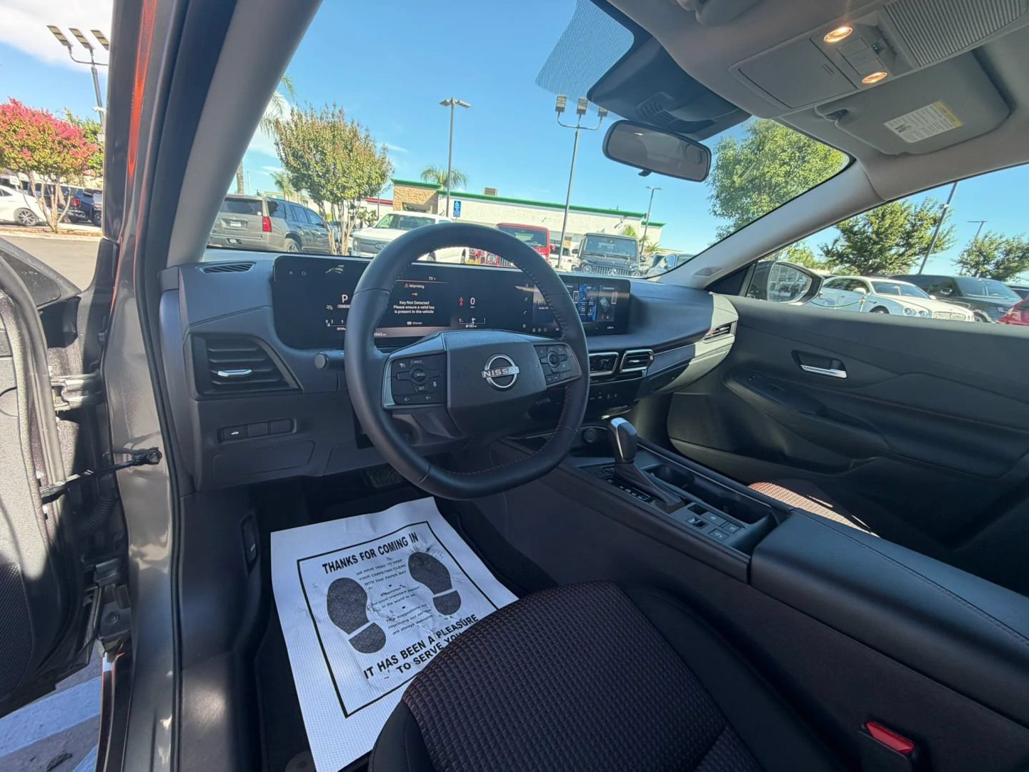 Used 2026 Nissan Sentra SR w/ Floor Mat Package FWD image 20