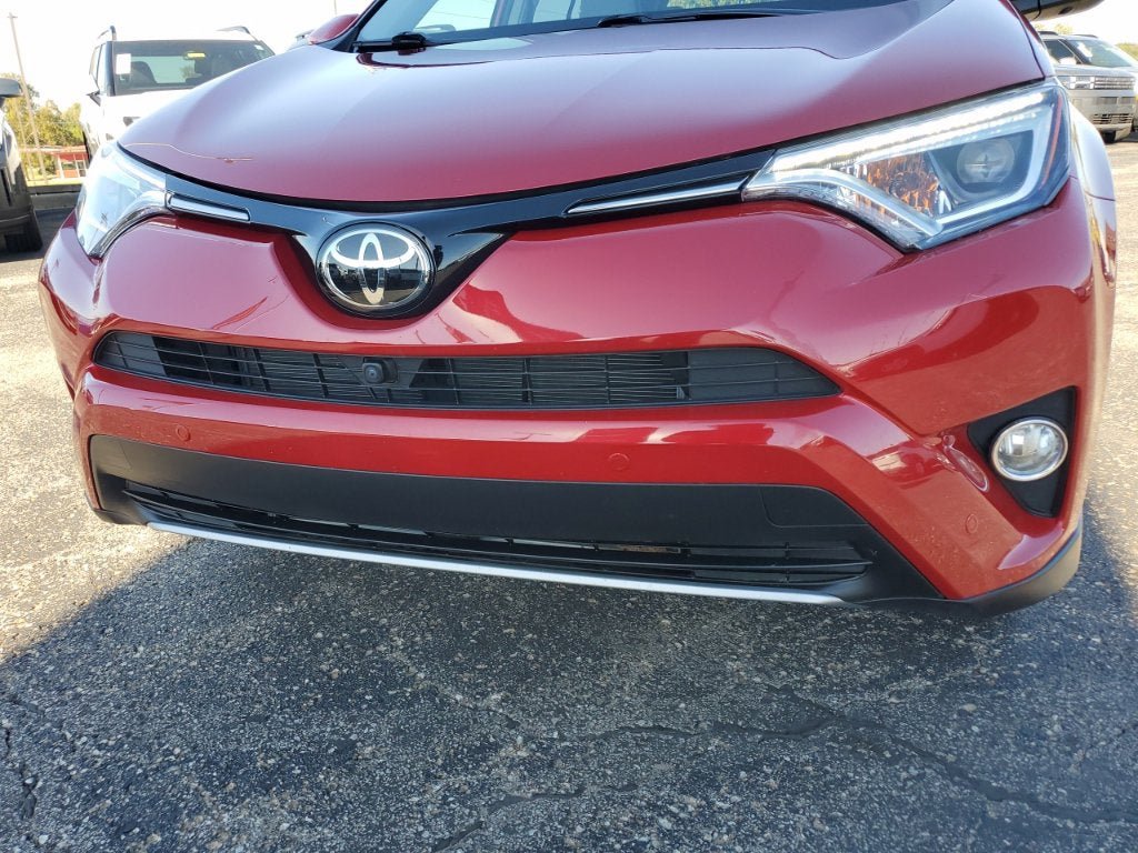 Used 2017 Toyota RAV4 Limited w/ Advanced Technology Package AWD/4WD image 12