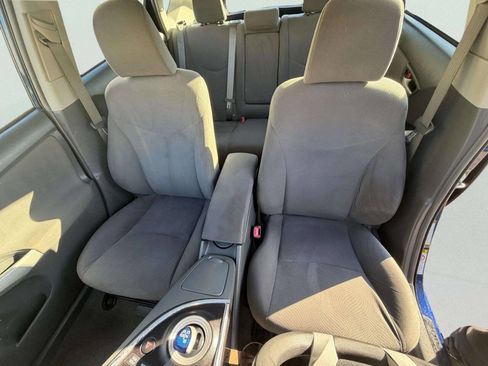 Used 2011 Toyota Prius Five image 18