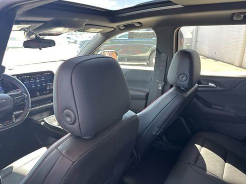 New 2026 Chevrolet Equinox RS w/ Convenience Package III AWD/4WD image 23