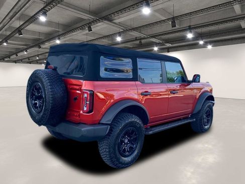 Used 2024 Ford Bronco Wildtrak image 7