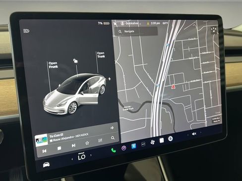 Used 2018 Tesla Model 3 Long Range image 18