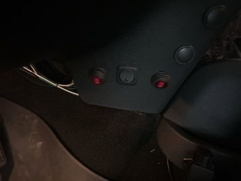 Used 2016 Jeep Wrangler Unlimited Sahara w/ Dual Top Group image 22