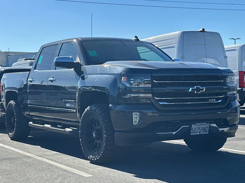 Used 2017 Chevrolet Silverado 1500 LTZ Z71 w/ LTZ Plus Package AWD/4WD image 2