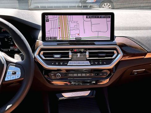 Used 2024 BMW X3 sDrive30i w/ Premium Package image 7