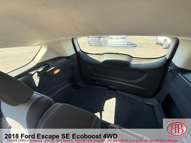Used 2018 Ford Escape SE w/ SE Sync 3 Package AWD/4WD image 13