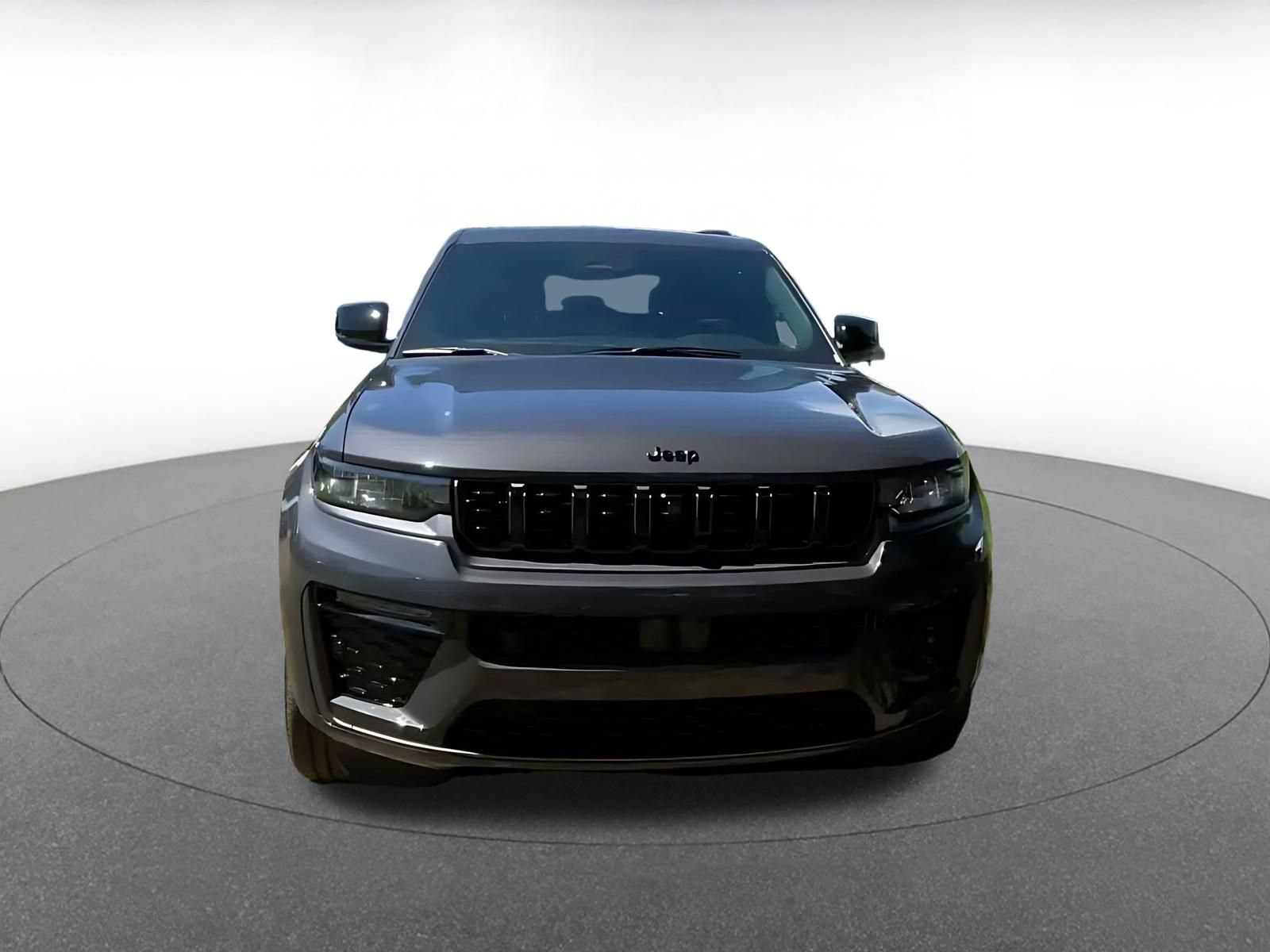 Used 2026 Jeep Grand Cherokee Limited AWD/4WD image 4