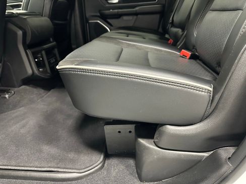 Used 2025 RAM 1500 Laramie image 42