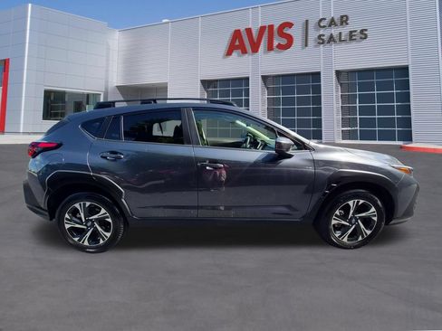 Used 2025 Subaru Crosstrek 2.5i Premium AWD/4WD image 5