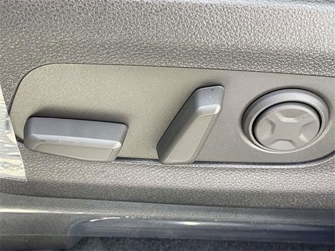 New 2026 Kia Carnival EX image 27