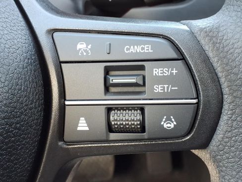 Used 2023 Honda Accord EX image 18