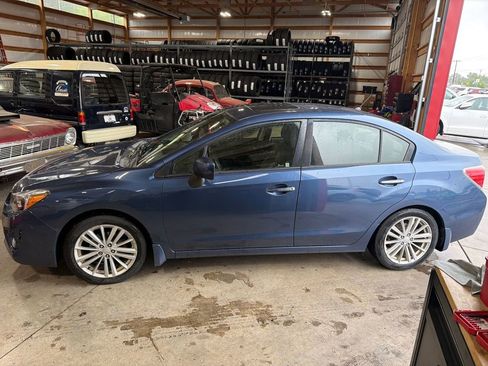 Used 2012 Subaru Impreza 2.0i Limited AWD/4WD image 11