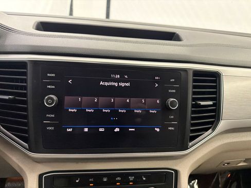 Used 2018 Volkswagen Atlas SE FWD image 27