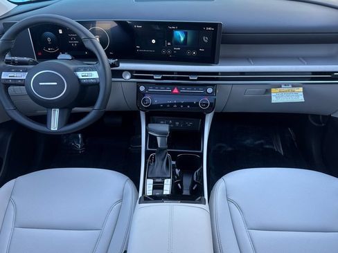 New 2026 Hyundai Tucson SEL FWD image 13