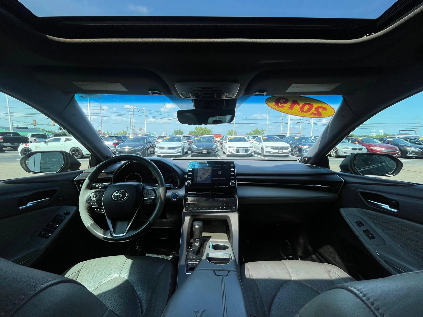 Used 2019 Toyota Avalon Limited w/ Advanced Safety Package FWD image 38