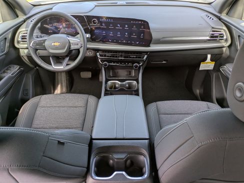 New 2026 Chevrolet Traverse LT w/ Sun and Wheel Package image 17