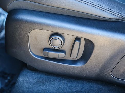 New 2026 Land Rover Range Rover Velar Dynamic SE image 21