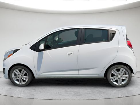 Used 2015 Chevrolet Spark LT FWD image 8