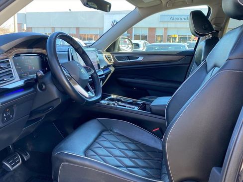 Certified 2024 Volkswagen Atlas SEL Premium R-Line image 13