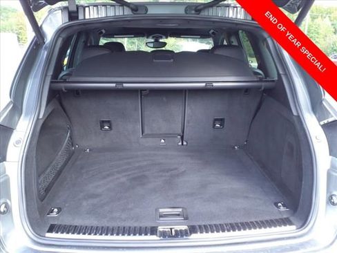 Used 2016 Porsche Cayenne image 17