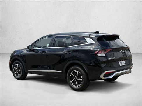 Used 2024 Kia Sportage LX AWD/4WD image 7