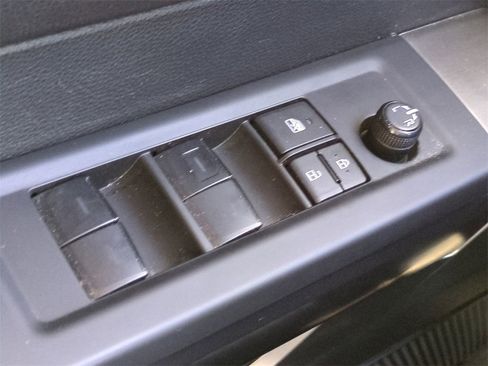 Used 2022 Toyota Tundra SR5 image 23