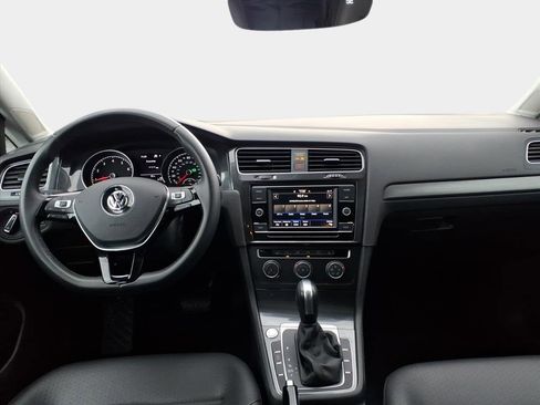 Used 2020 Volkswagen Golf 4-Door image 13