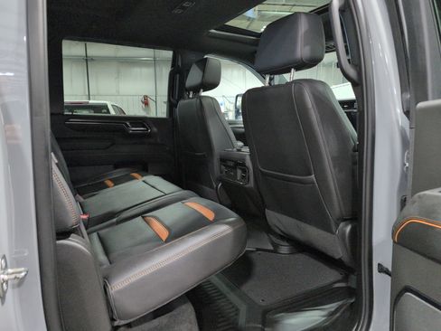 Used 2024 GMC Sierra 3500 AT4 w/ AT4 Premium Plus Package image 13