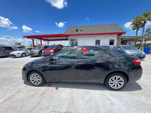 Used 2019 Toyota Corolla LE FWD image 14