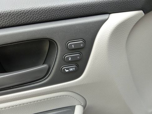 Used 2018 Honda Odyssey EX-L image 22