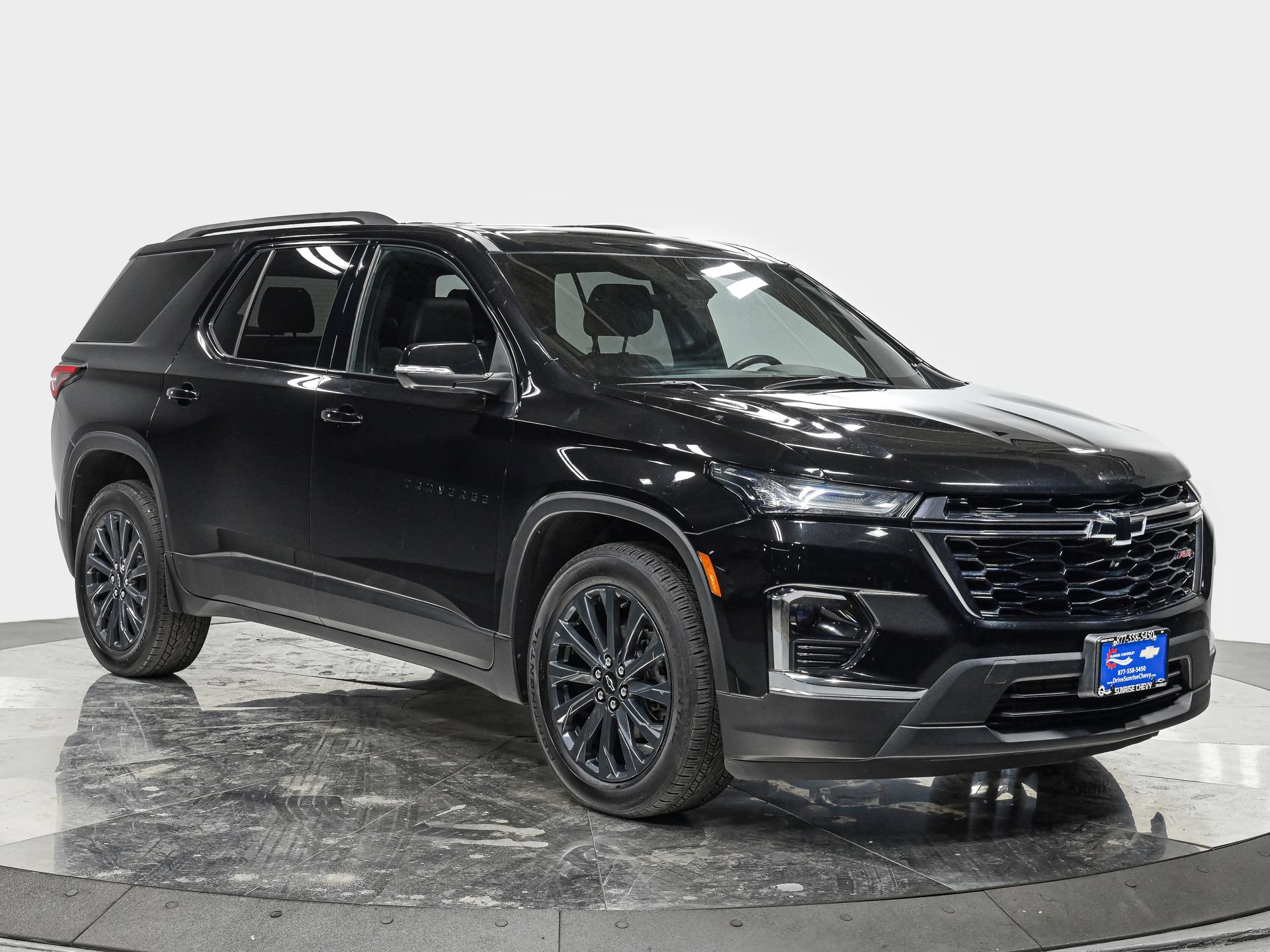 Used 2023 Chevrolet Traverse RS AWD/4WD image 9