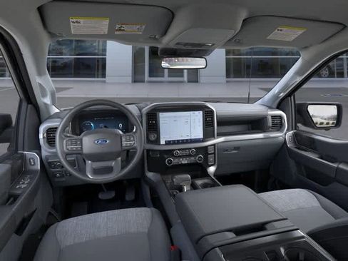 New 2025 Ford F150 Lightning XLT image 9