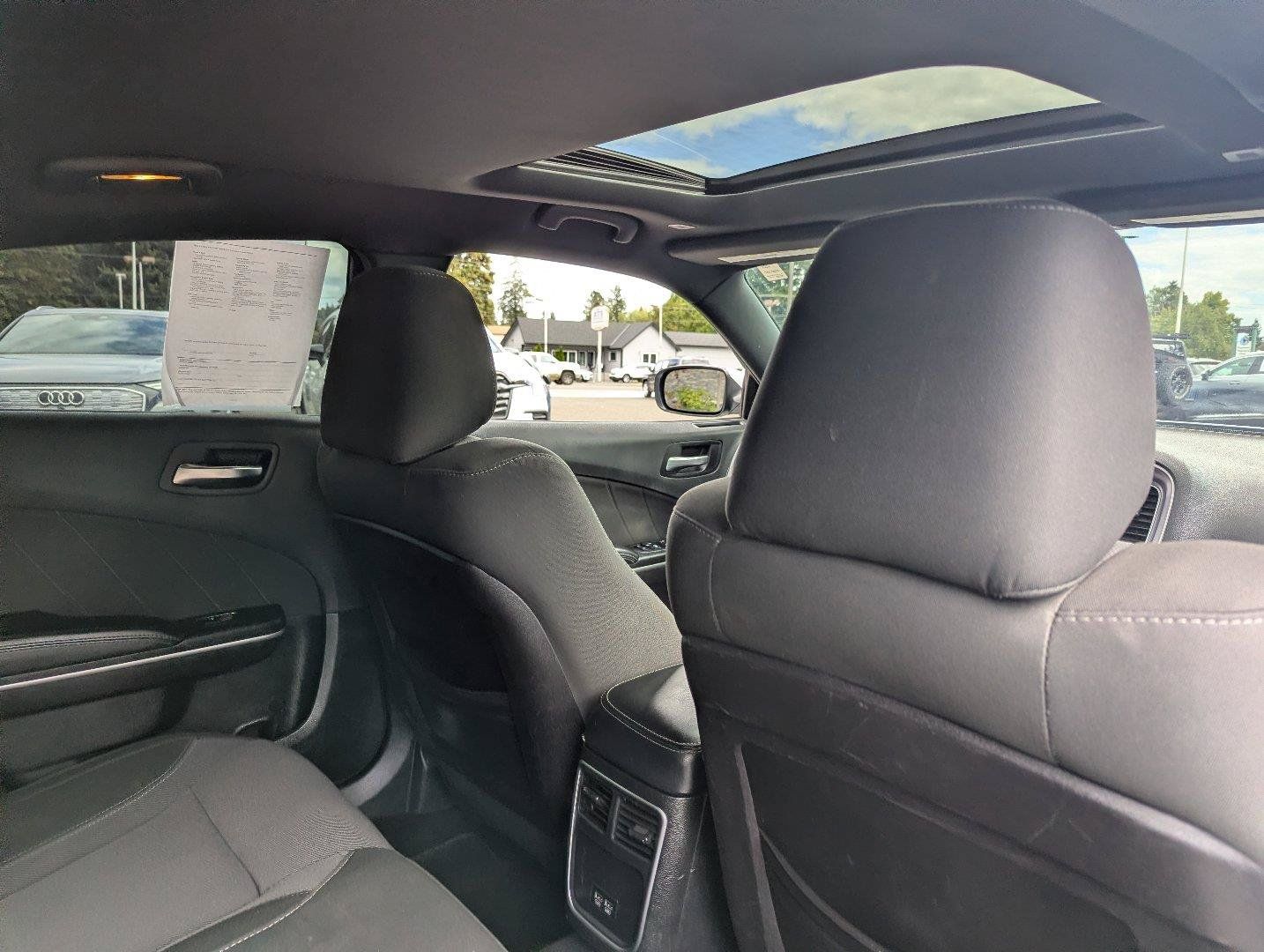 Used 2019 Dodge Charger SXT RWD image 34