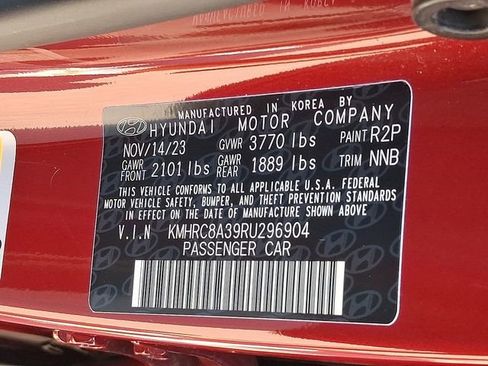Certified 2024 Hyundai Venue Limited FWD image 26