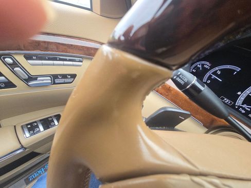 Used 2013 Mercedes-Benz S 550 4MATIC image 56